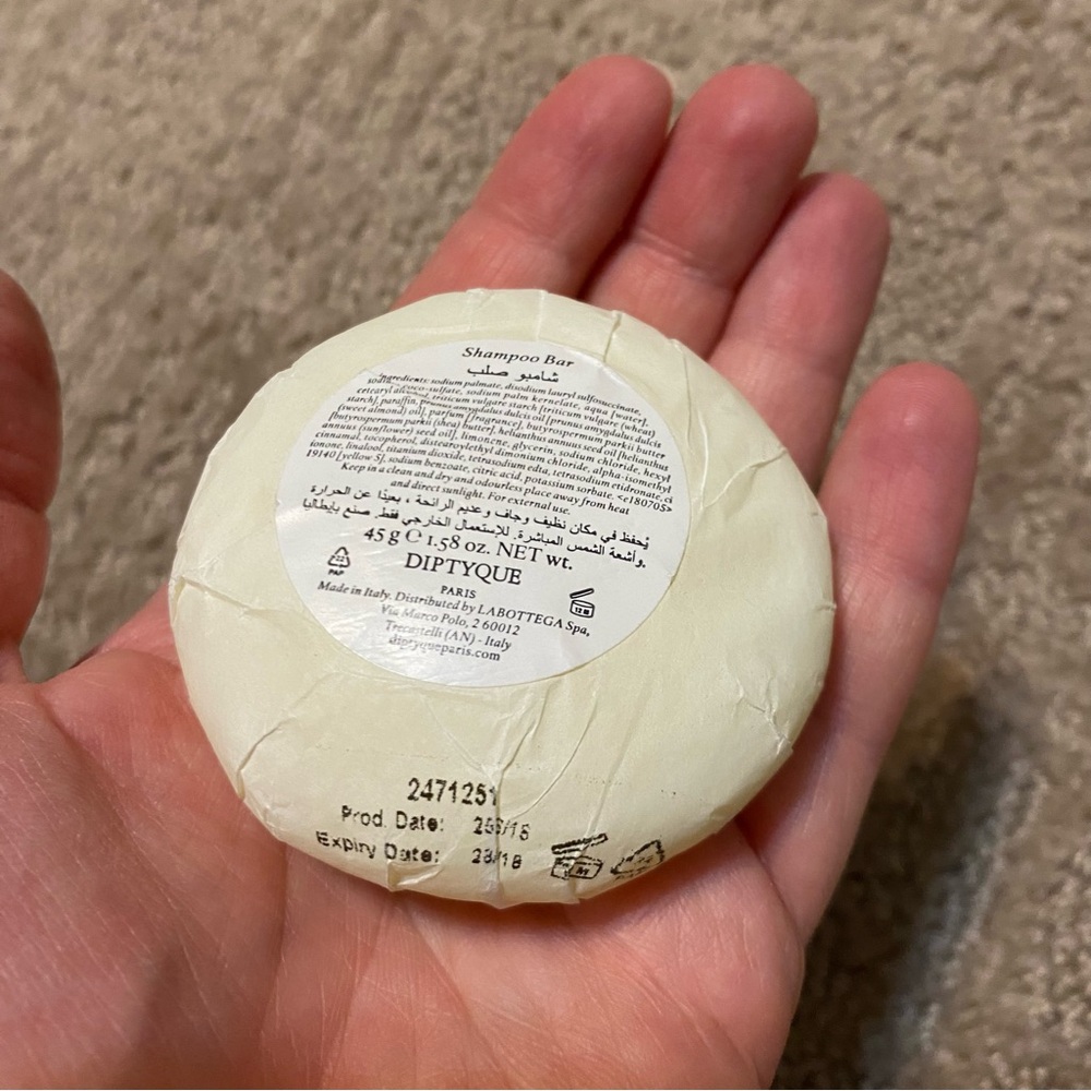 New {Diptyque} Shampoo Bar and Body Wash Bundle | 34 Boulevard Saint Germain - Picture 7 of 13